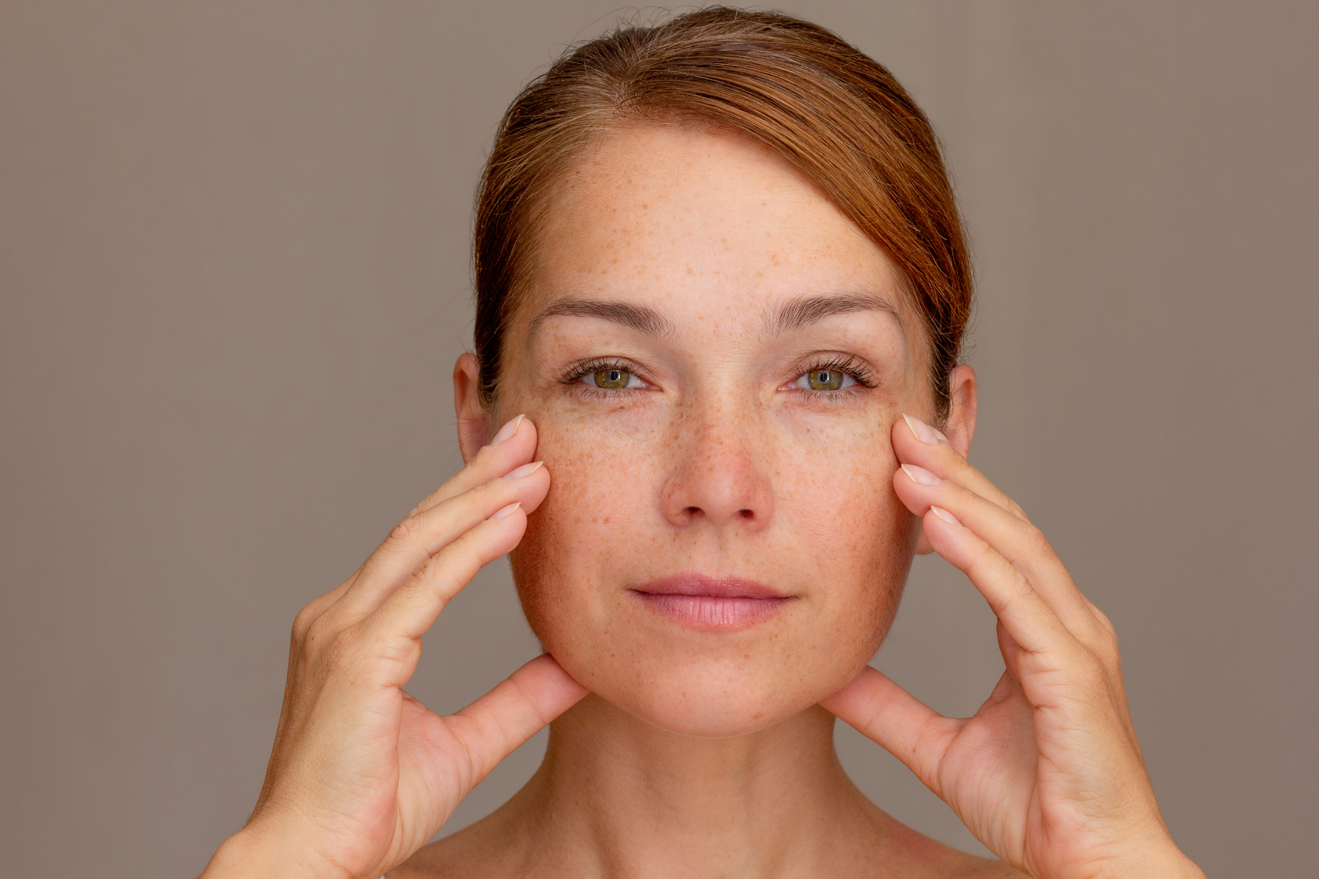 Lifting Facial: Um Guia Completo para Rejuvenescimento Facial